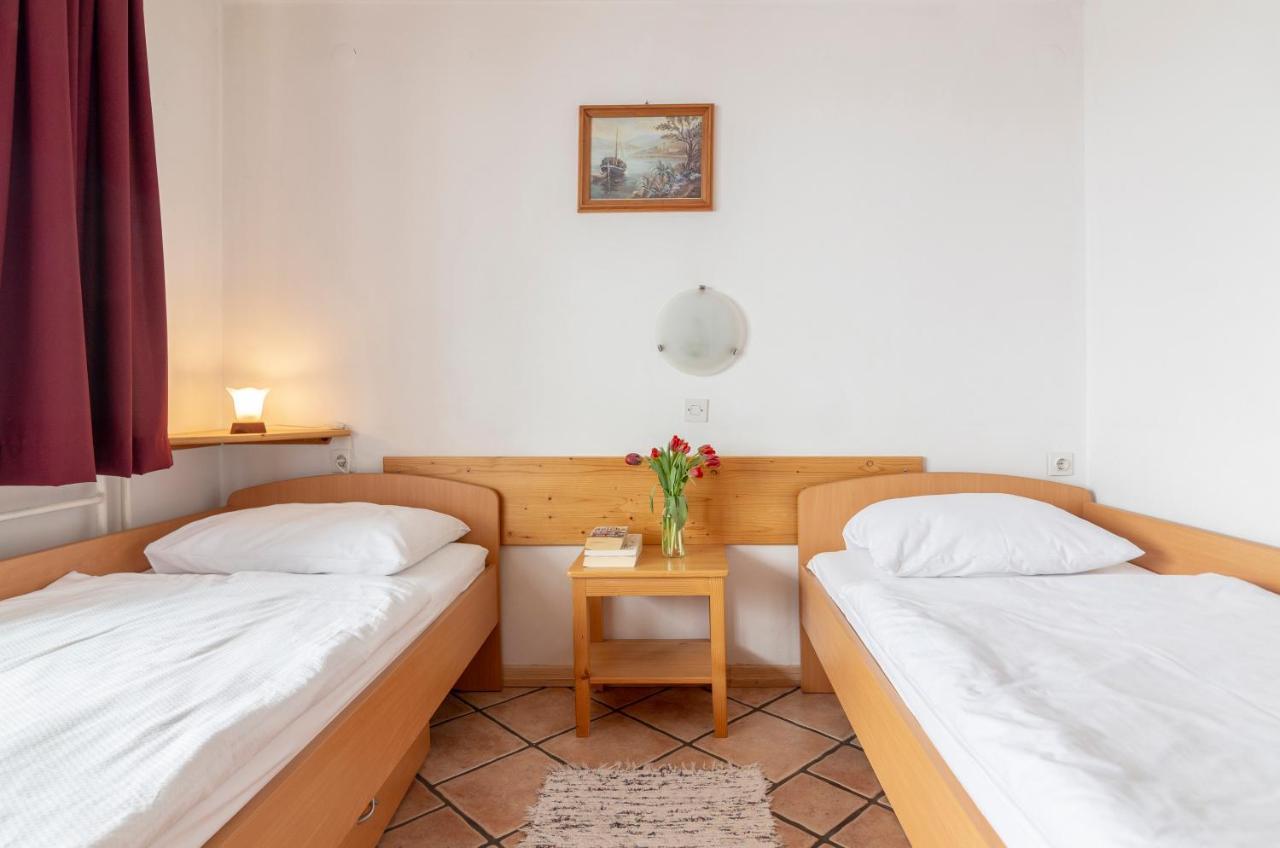 อพาร์ตเมนต์ เฮาส์ ยาเกอร์ Apartment Bohinj ภายนอก รูปภาพ